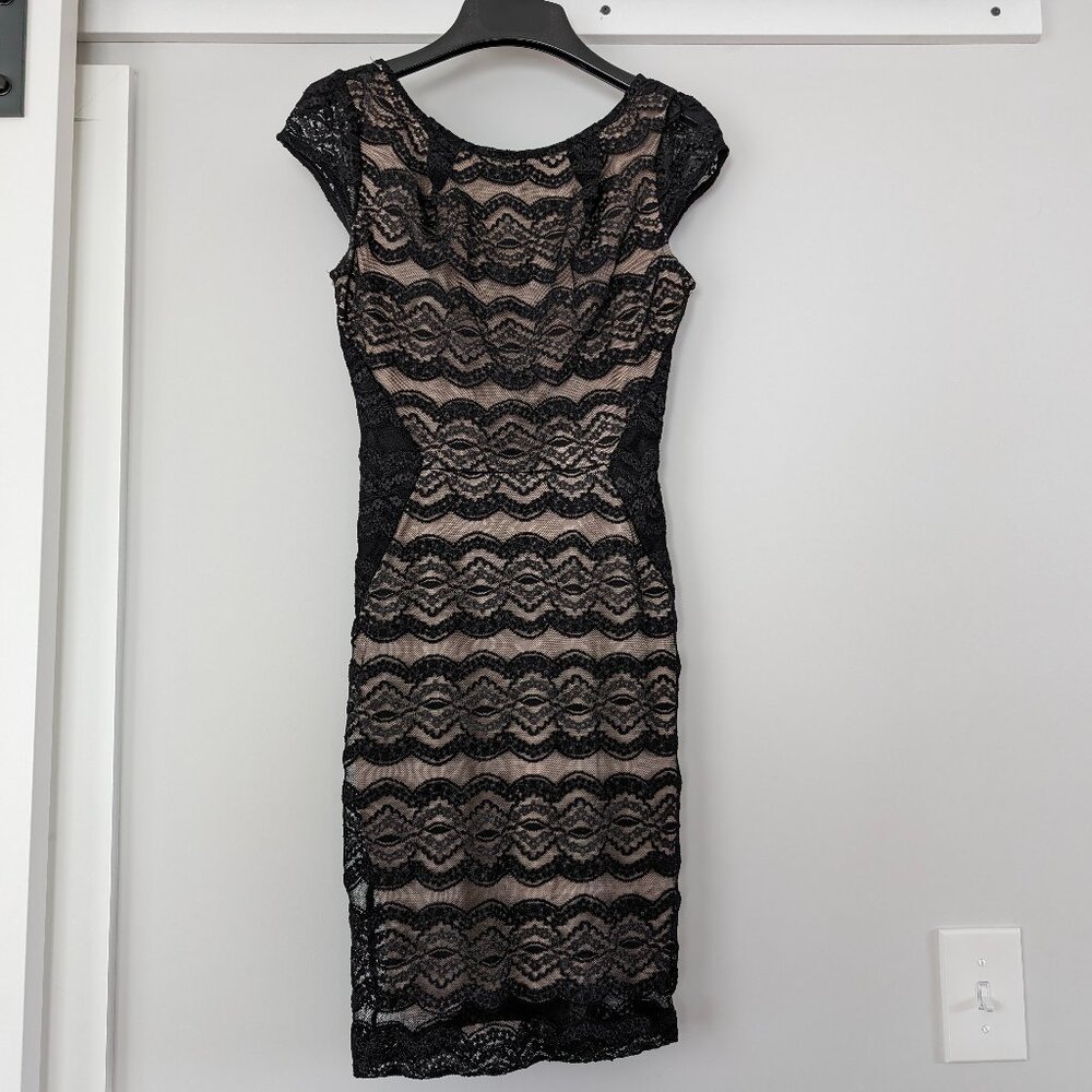 Mystic black bodycon lace dress